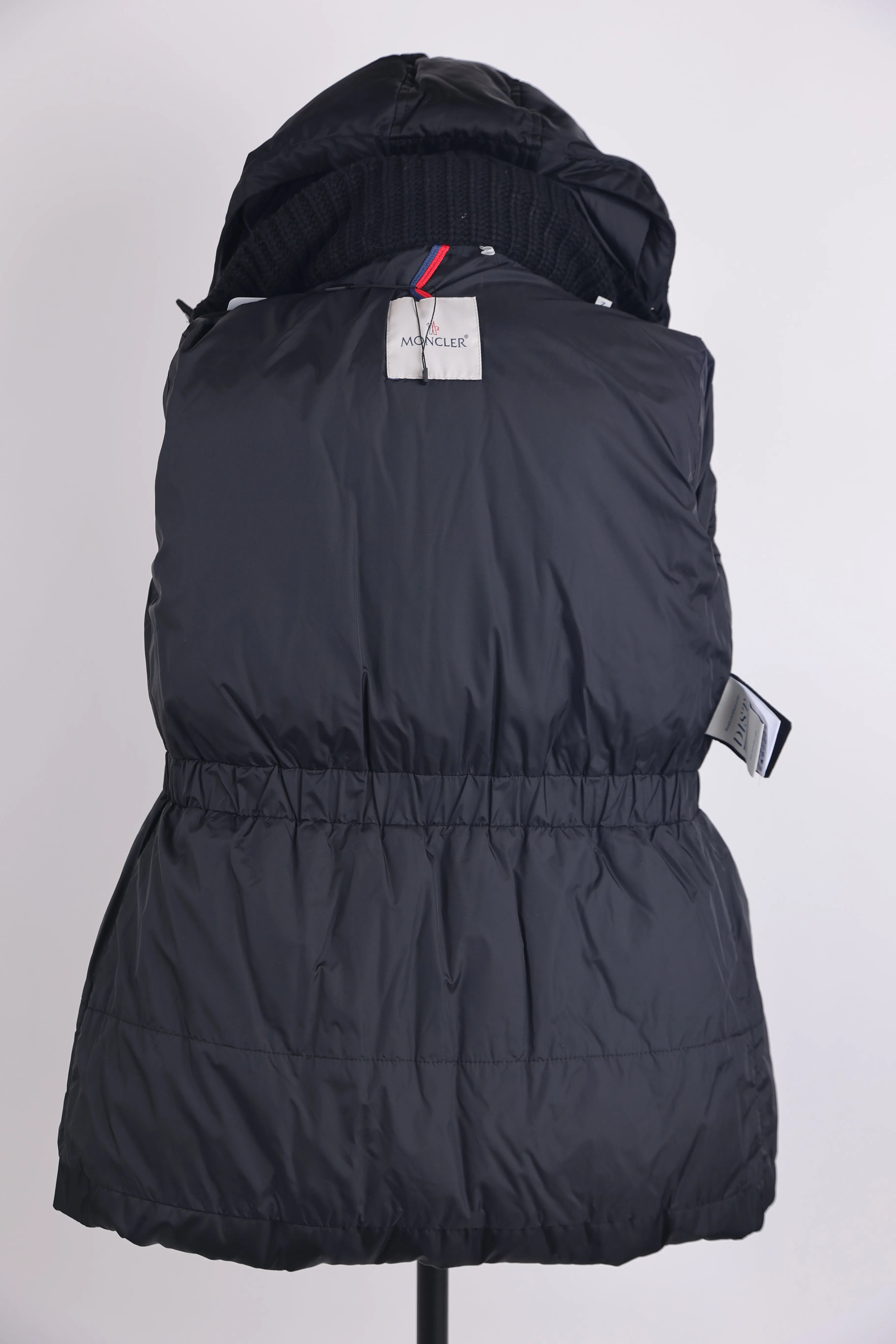 Fatsia Quilted Down Jacket